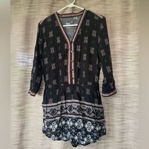 Kendal & Kylie Romper (size M)